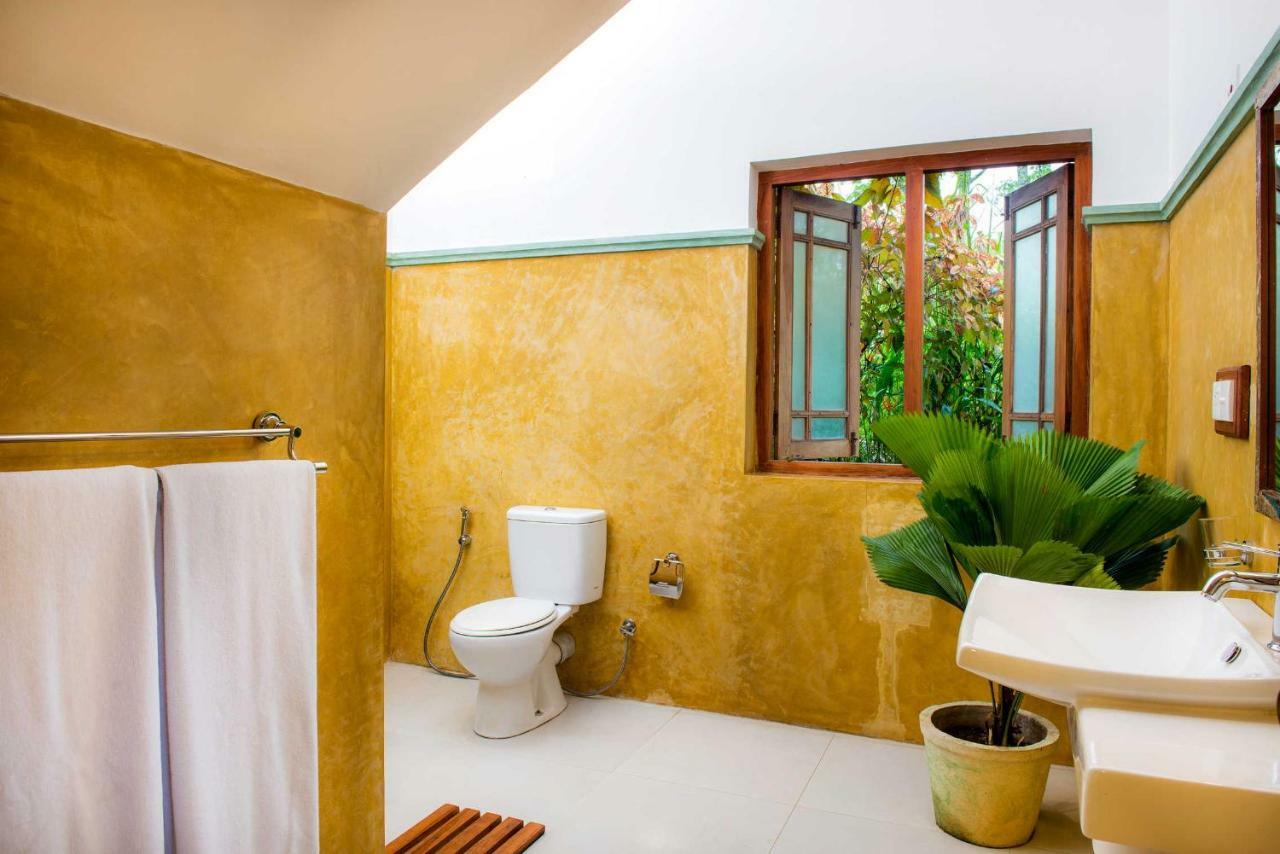 Villa Rosa Канди Екстериор снимка